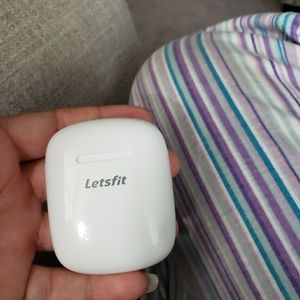 Lets fit Earphones wireless